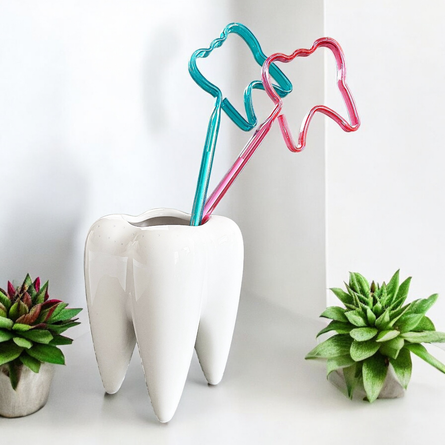 Tooth-Shaped Planter