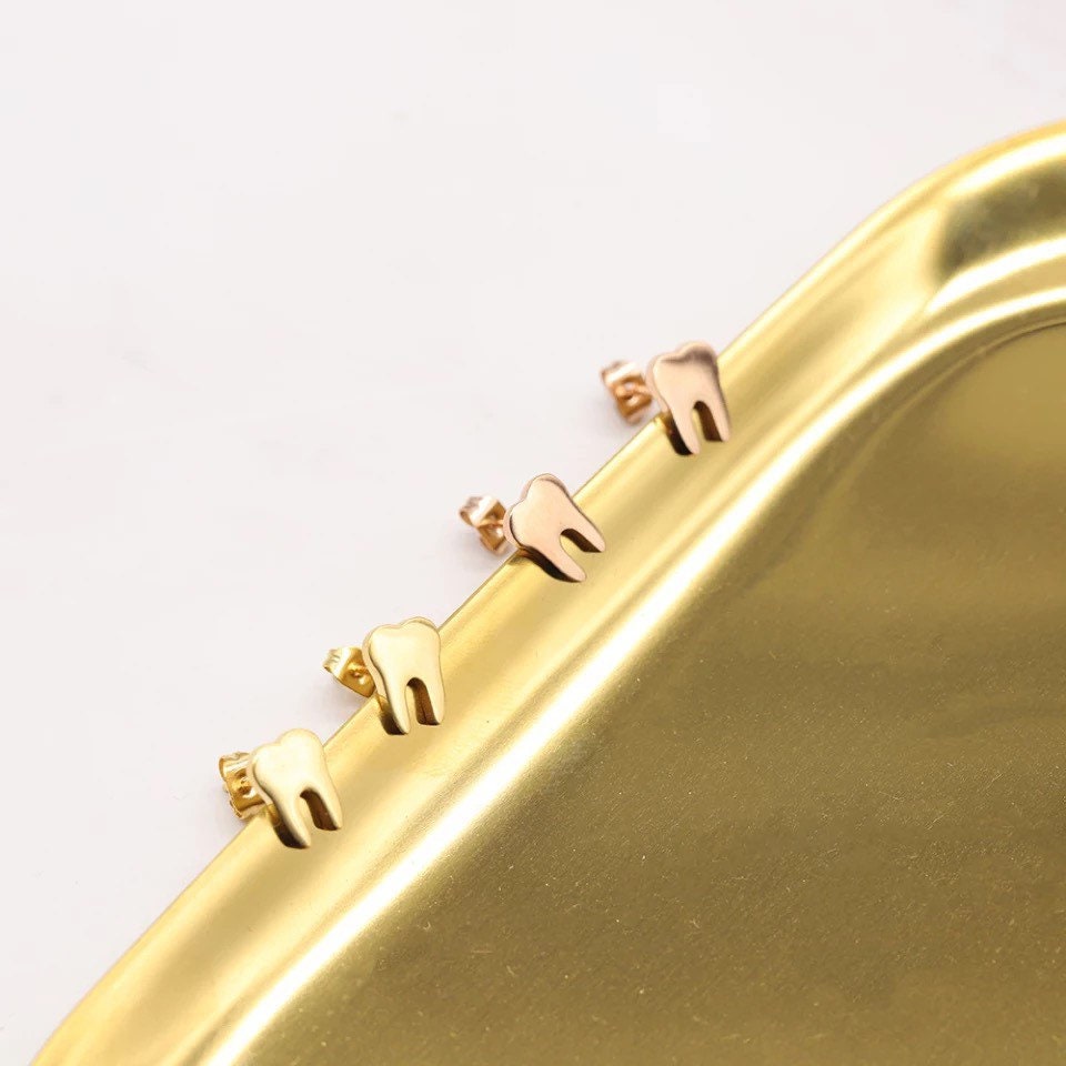 Personalizable Tooth Stud Earrings - Dental Crazed