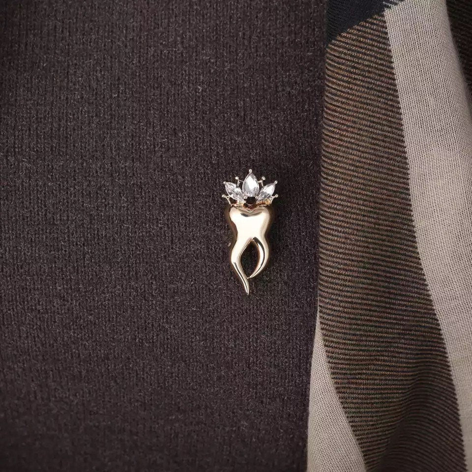 Tooth Lapel Pin - Dental Crazed