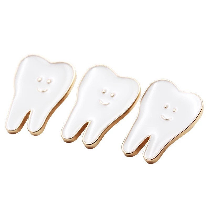 Tooth Lapel Pin - Dental Crazed